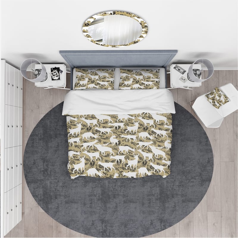 Designart 'Wild Animals Pattern' Bohemian & Eclectic Bedding Set - Duvet Cover & Shams