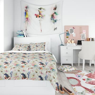 Designart 'Sweet Girl Summervibes' Casual Teen Bedding Set - Duvet Cover & Shams