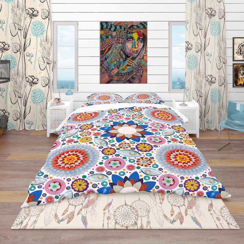 Designart 'Abstract Flowers Pattern' Bohemian & Eclectic Bedding Set - Duvet Cover & Shams