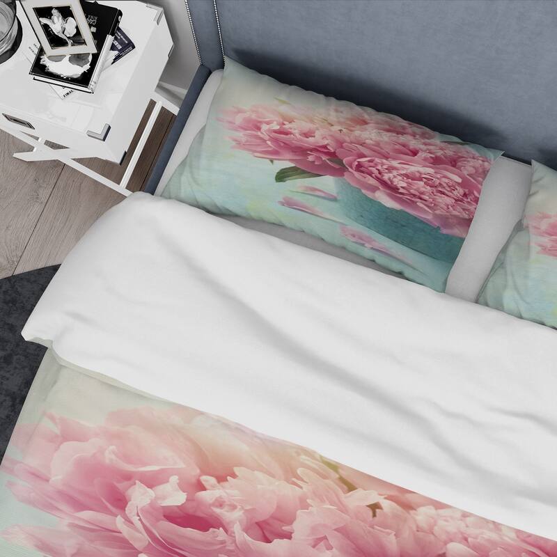 Designart 'Pink Peony Flowers in Vase' Traditional Bedding Set - Duvet Cover & Shams