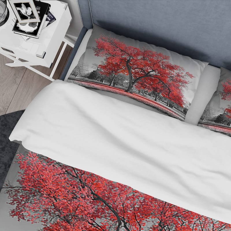 Designart 'Big Red Tree on Foggy Day' Traditional Bedding Set - Duvet Cover & Shams