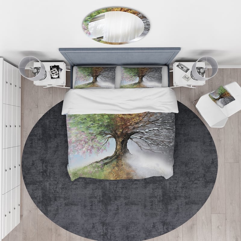 Designart 'Tree with Four Seasons' Traditional Bedding Set - Duvet Cover & Shams
