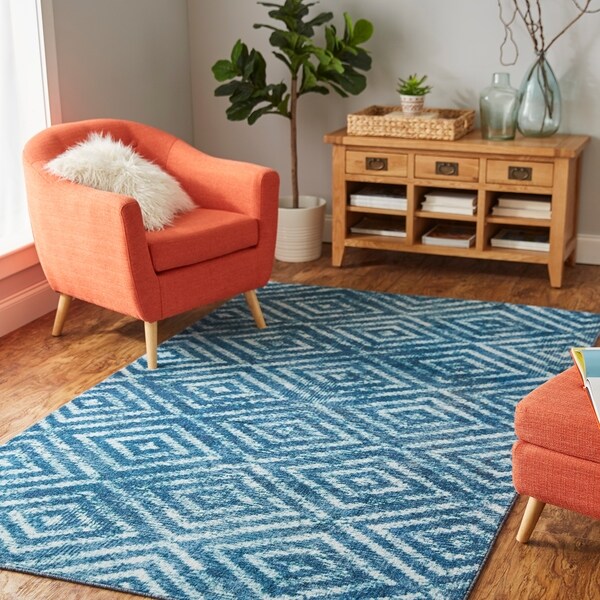 Mohawk Home Prismatic Distressed Diamond Area Rug - 8' x 10'