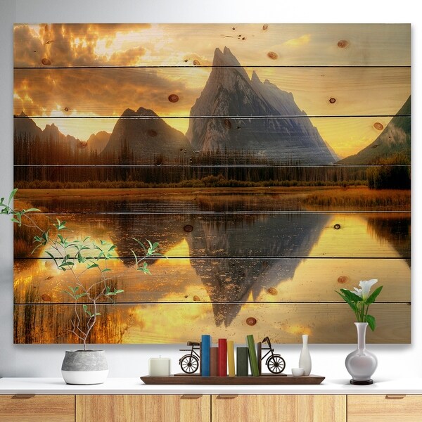 Designart 'Vermillion Lake Sunrise in Banff Park' Landscape Print on Natural Pine Wood - Multi-color