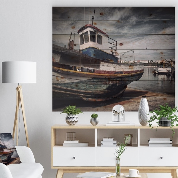 Designart 'Old Fishing Boat' Boat Print on Natural Pine Wood - Multi-color