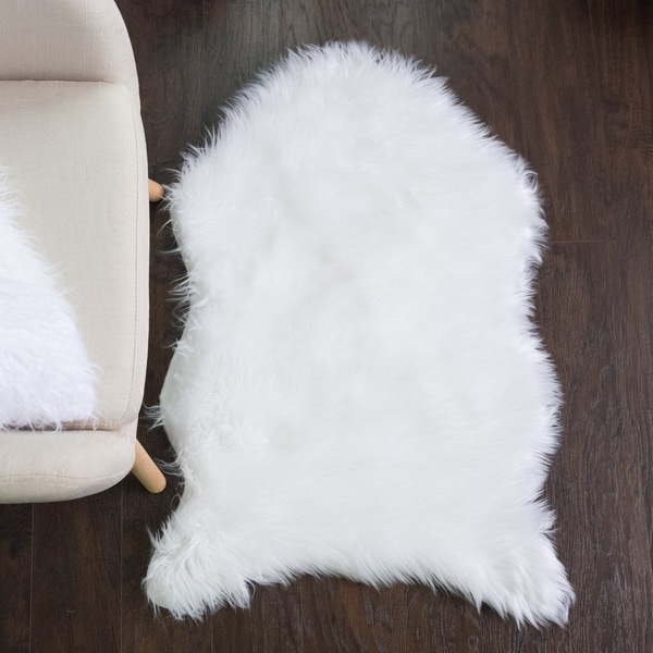 Sweet Home Collection Faux Fur Rug (3'x2') White - 3'x2'