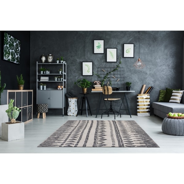 RugSmith Charcoal Temple Geometric Bohemian Area Rug - 3' x 5'