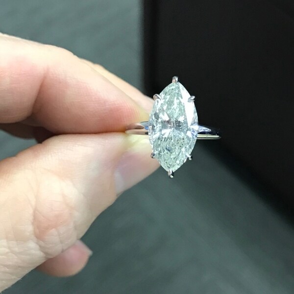 marquise cut solitaire