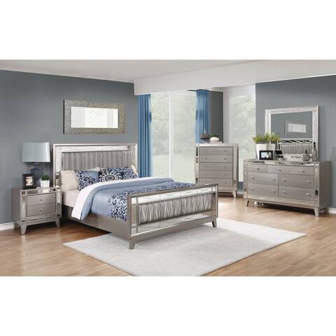 Silver Orchid Barriscale Contemporary Metallic 4-piece Bedroom Set