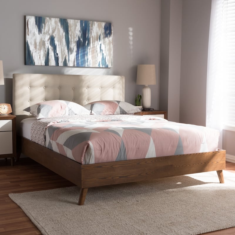 Carson Carrington Vasa Mid-century Fabric Platform King-size Bed