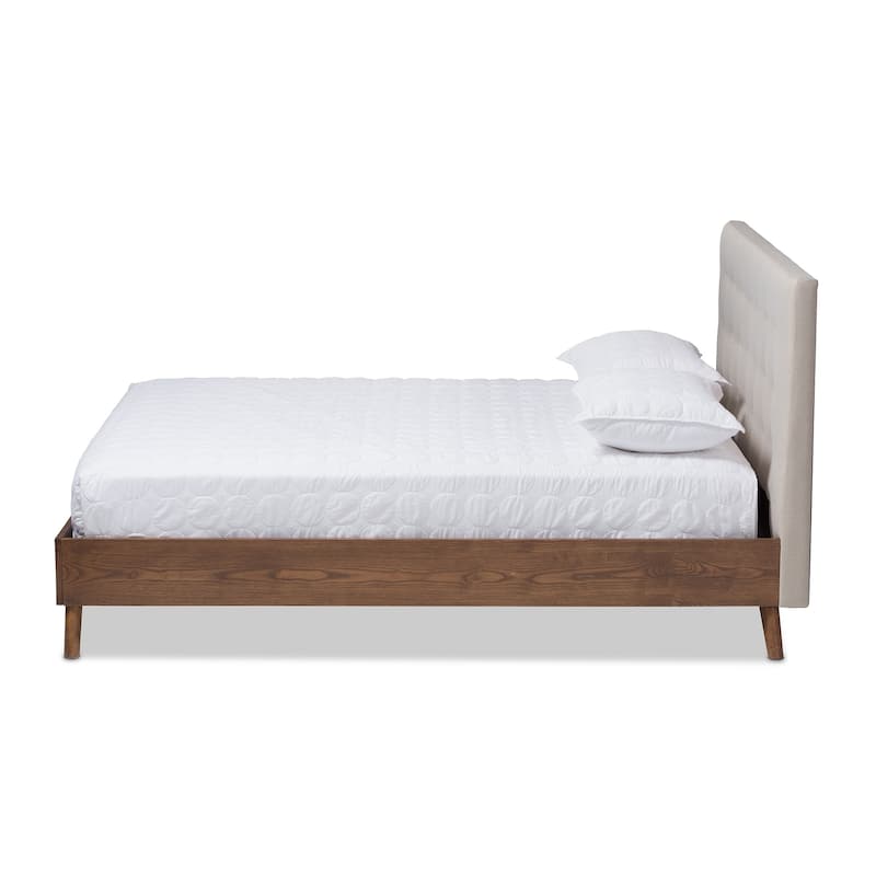 Carson Carrington Vasa Mid-century Fabric Platform King-size Bed