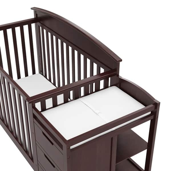 Shop Graco Benton 4 In 1 Convertible Crib And Changer Attached