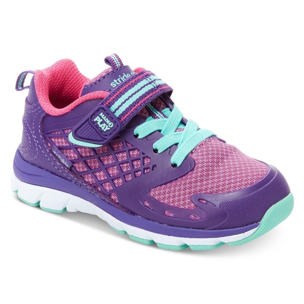 girls running shoes size 4