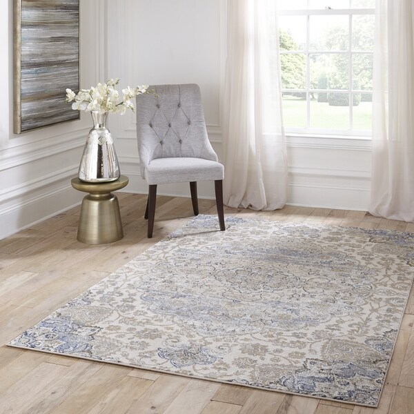 Momeni Amelia Machine Made Polypropylene and Polyester Area Rug - 6'7" x 9'6"