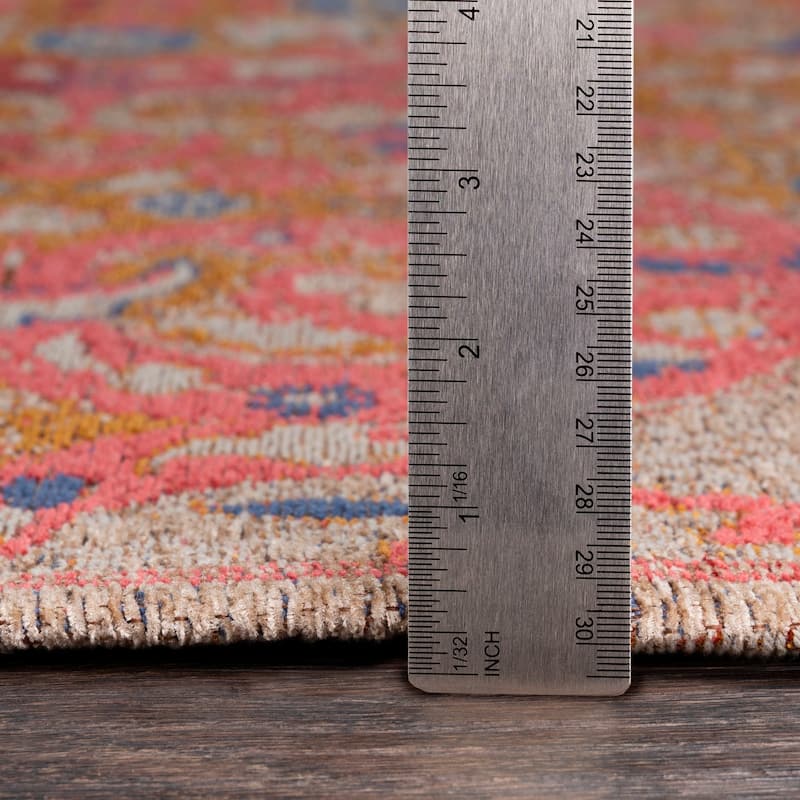 Capricia Orange Handmade Chenille Medallion Accent Rug - 2' x 3'