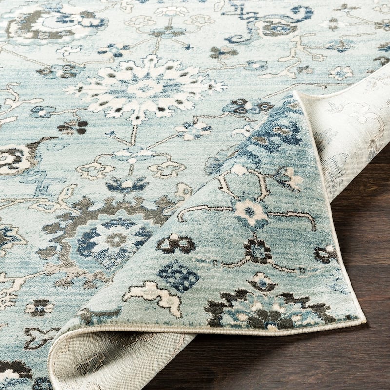 Eadgar Updated Traditional Runner - 2'6" x 7'10" Runner
