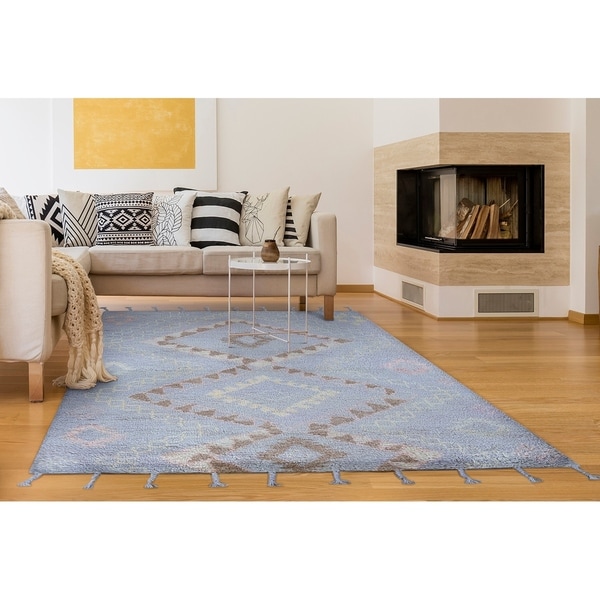 Hand-Knotted Cusco Lares Light Blue Wool Area Rug - 2' x 4'
