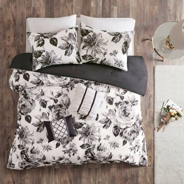 Shop Intelligent Design Renee Black White Floral Print Comforter