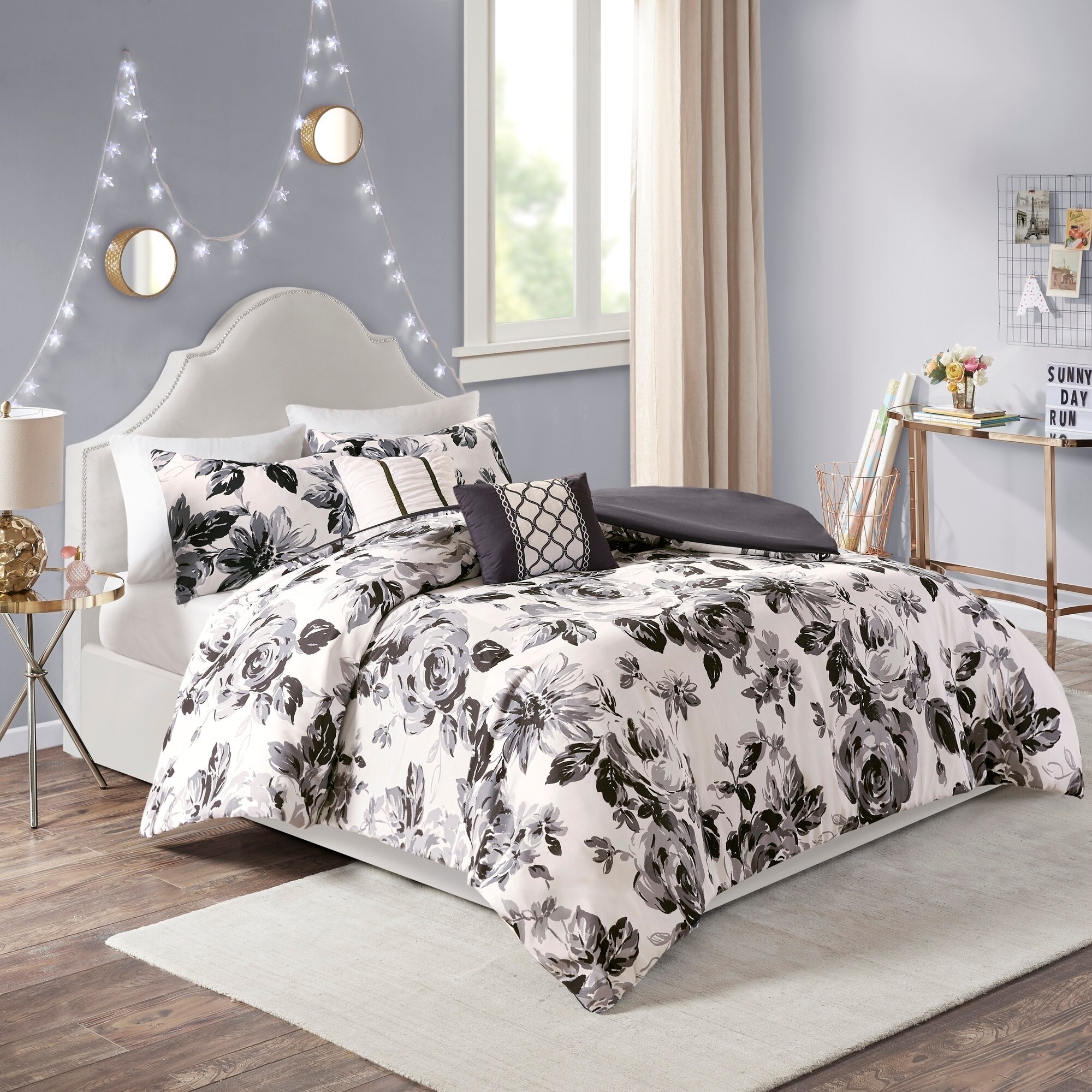 Shop Intelligent Design Renee Black White Floral Print Duvet