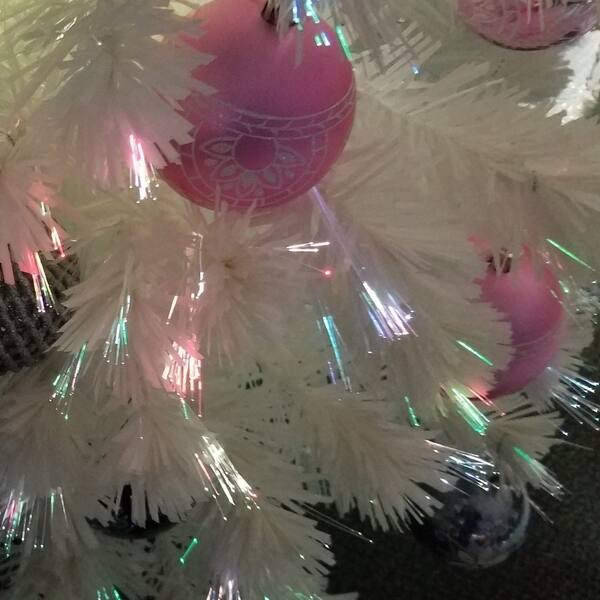 Fiber Optic Christmas Tree Sale / 9 Fiber Optic Christmas Trees For Unique Holiday Decor Business Insider / Buy products such as holiday time fiber optic concord christmas tree 32 in, green at walmart and save.