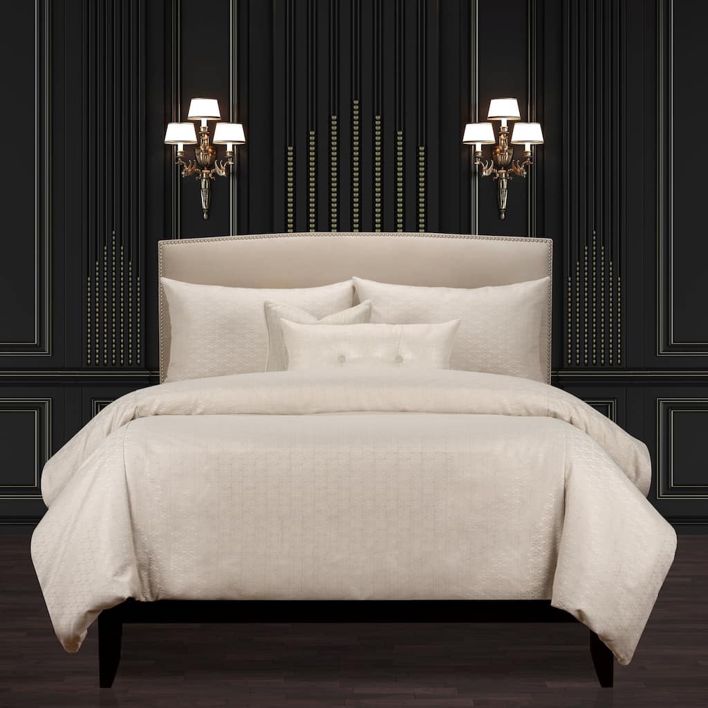 F Scott Fitzgerald Star Attraction Opal Luxury Duvet Cover and Insert Set