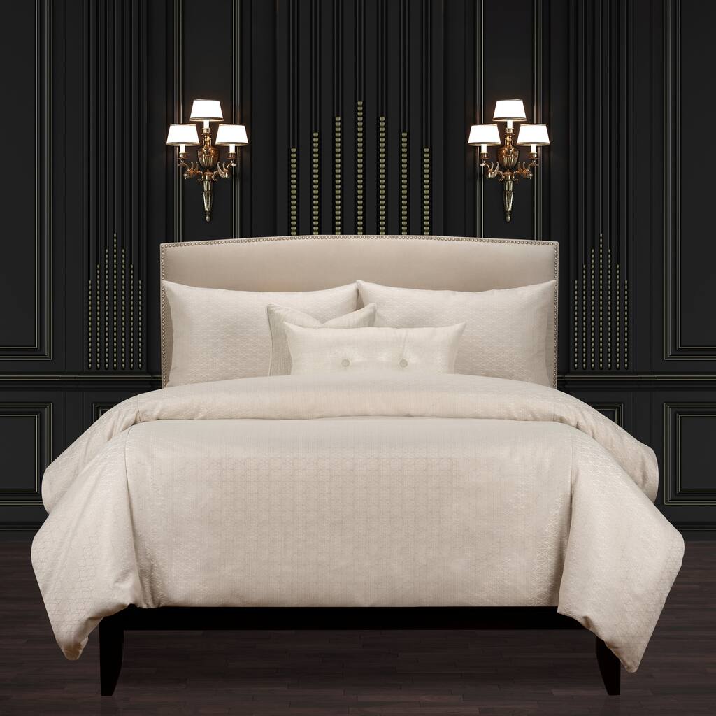 F Scott Fitzgerald Star Attraction Opal Luxury Duvet Cover and Insert Set