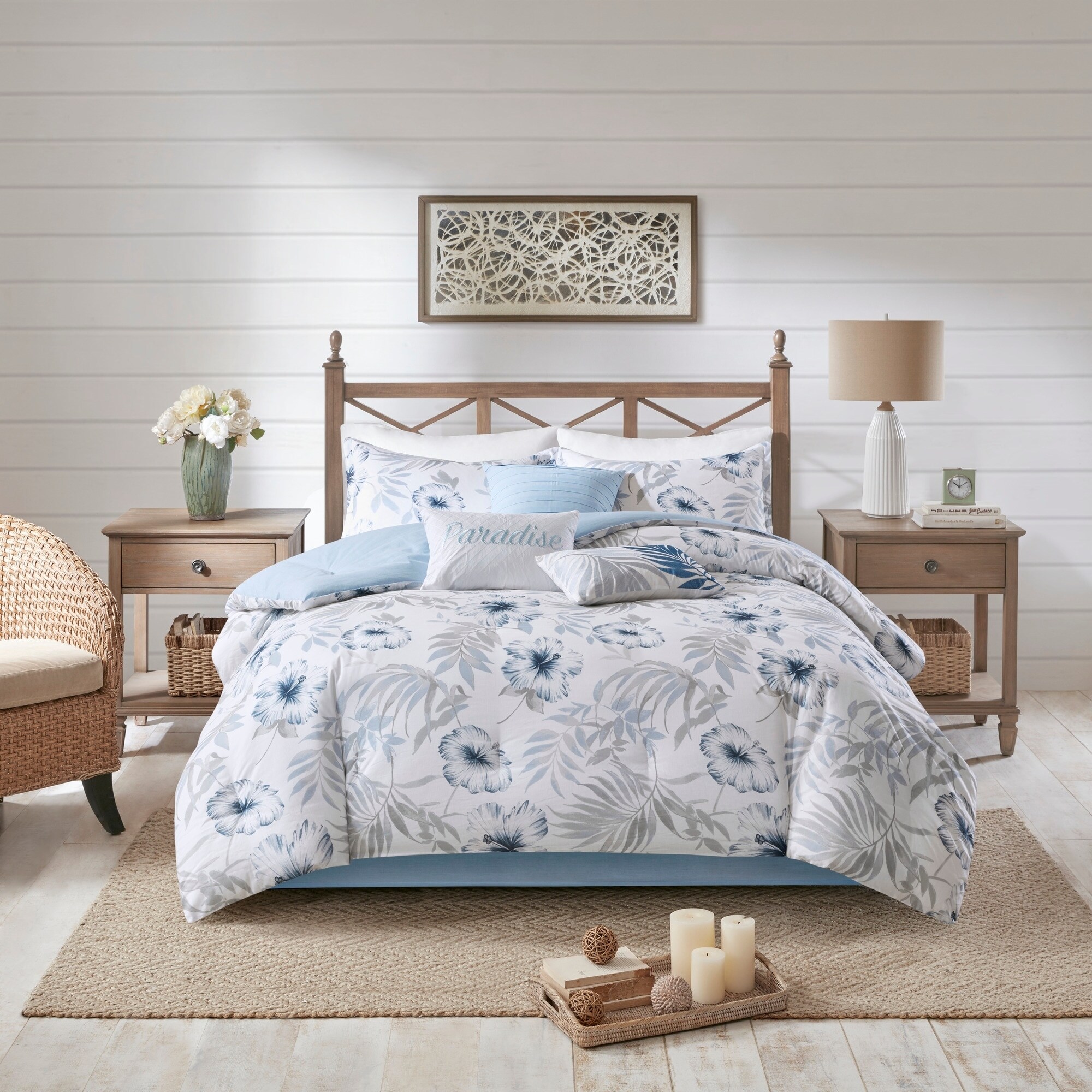 Shop Madison Park Amalia Blue/ White 7 Piece Cotton Printed Comforter ...