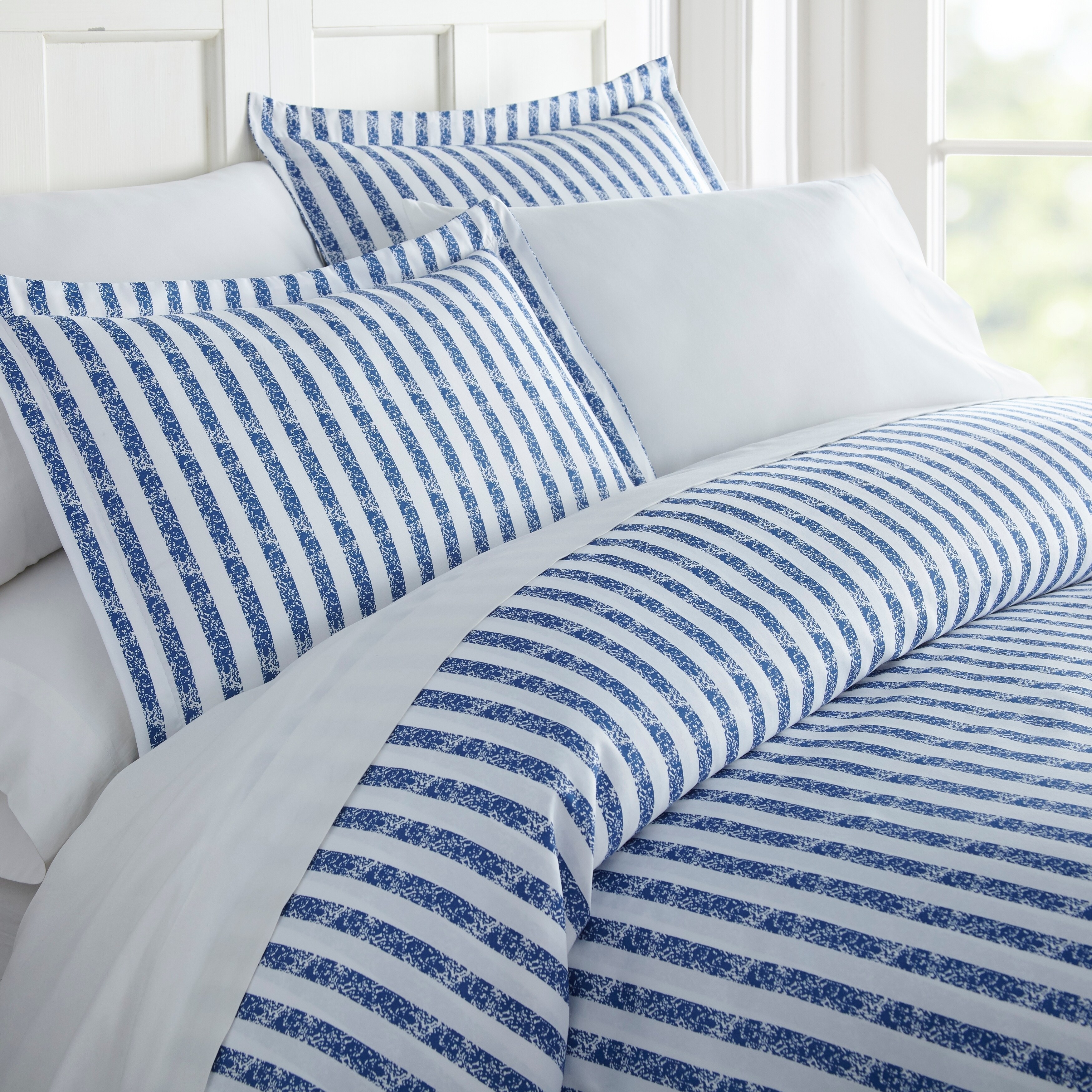 Shop Merit Linens Premium Ultra Soft 3 Piece Rugged Stripes Duvet