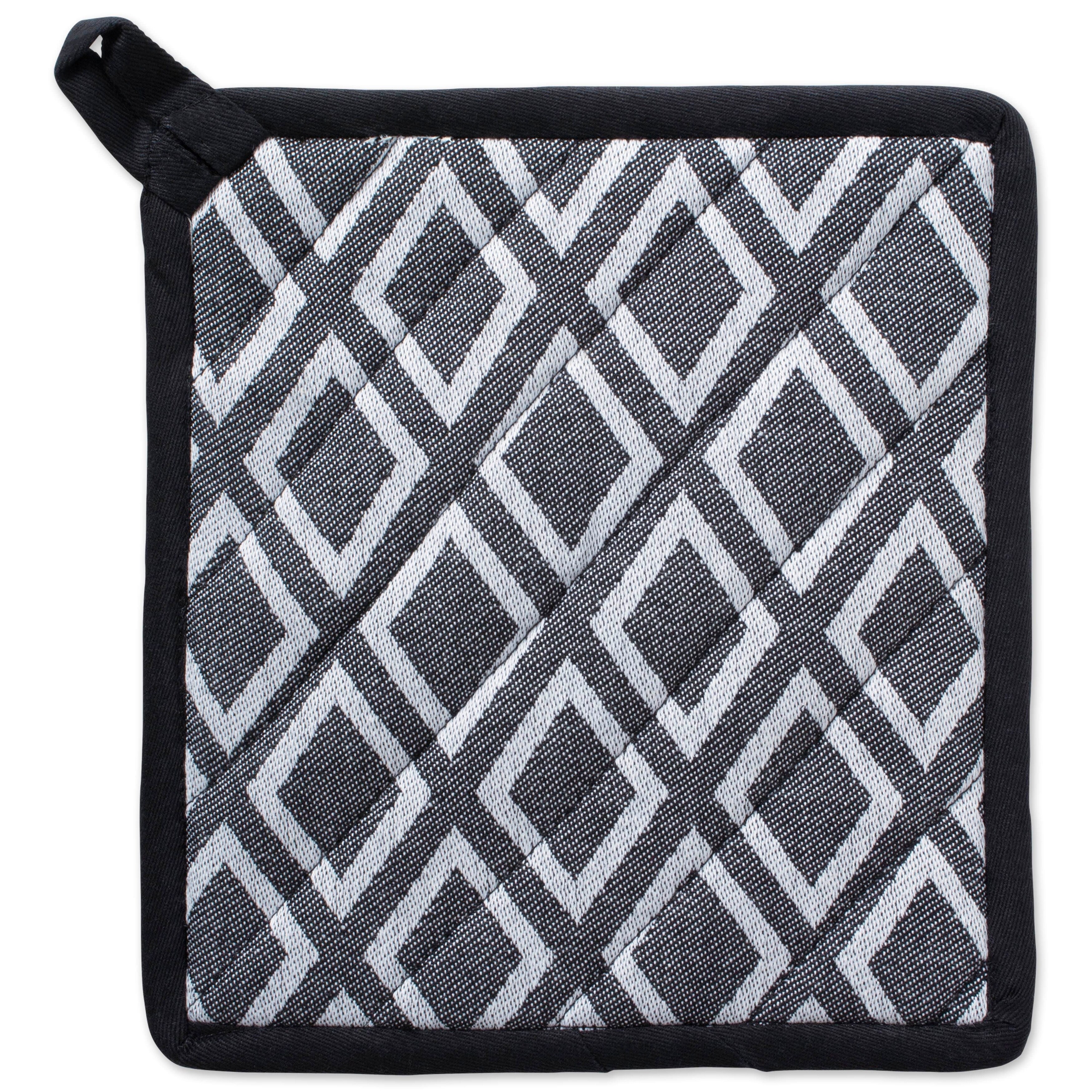 DII Black and White Herringbone Potholder (Set of 2) - Heat Resistant 100%  Cotton Pot Holders for Cooking - 8x8.5-in - Washable and Durable in the  Kitchen Towels department at