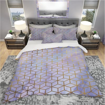 Designart 'Geometric Cubes in Gold and Purple' Modern & Contemporary Bedding Set - Duvet Cover & Shams