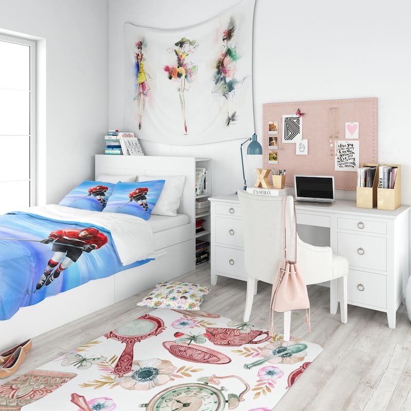 Designart 'Male Hokey Player' Abstract Portrait Bedding Set - Duvet Cover & Shams