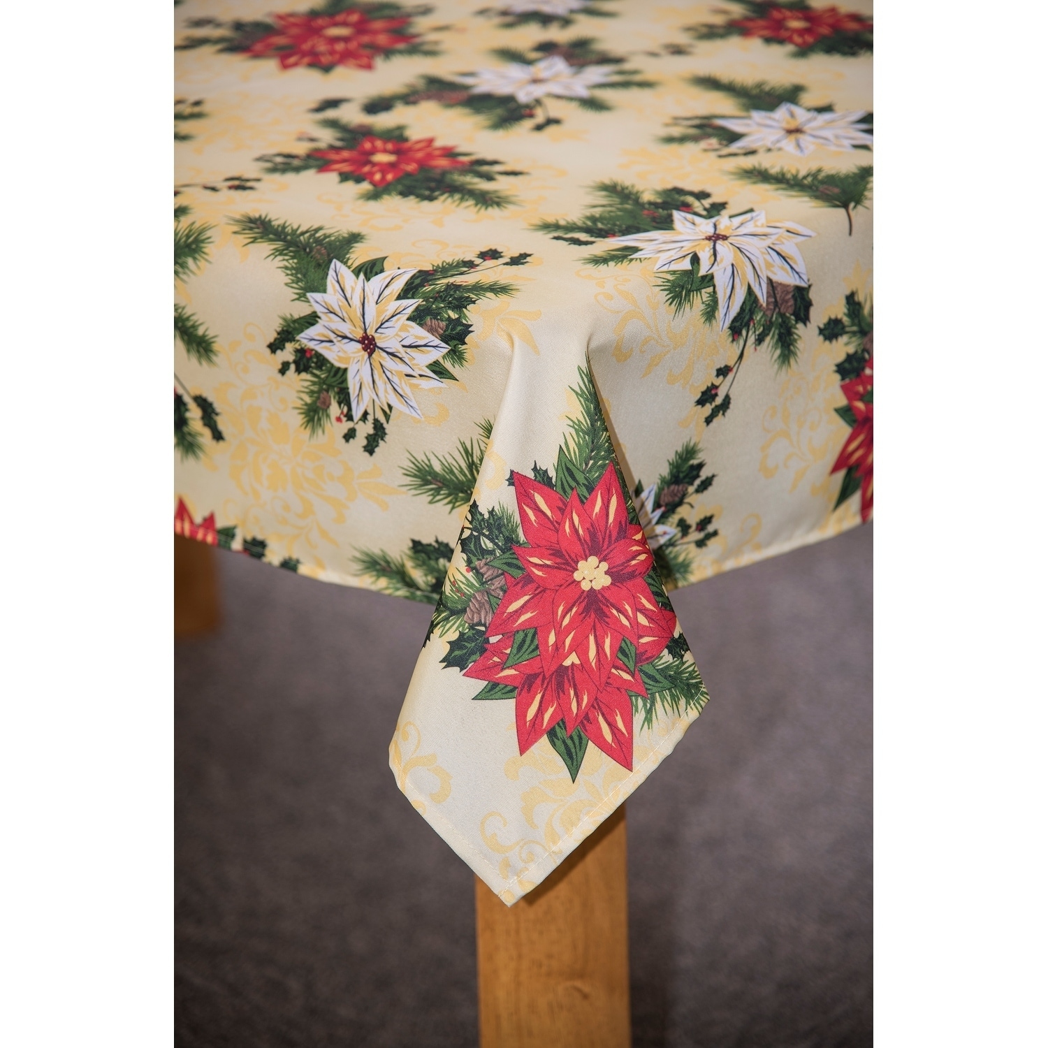 Classic, Round Christmas Table Linens Bed Bath & Beyond