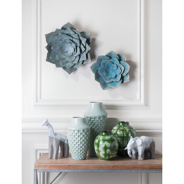 Shop Porch Den Large Distressed Blue Steel Lotus Wall Decor Overstock 24252211