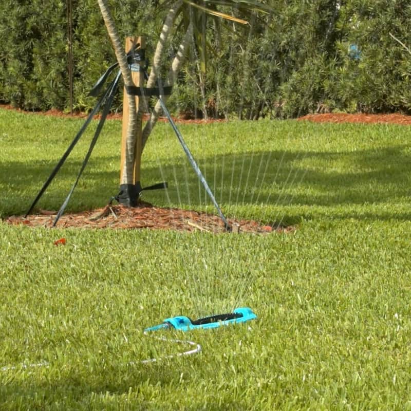 Aqua Joe Metal Base Oscillating Sprinkler