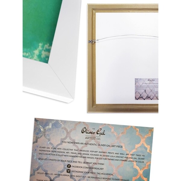 新品 オリバーガル OliverGal ACQUA CHIC CHIHUAHUA Oliver Gal 'acqua chic chihuahua' Animals Wall Art Framed Canvas