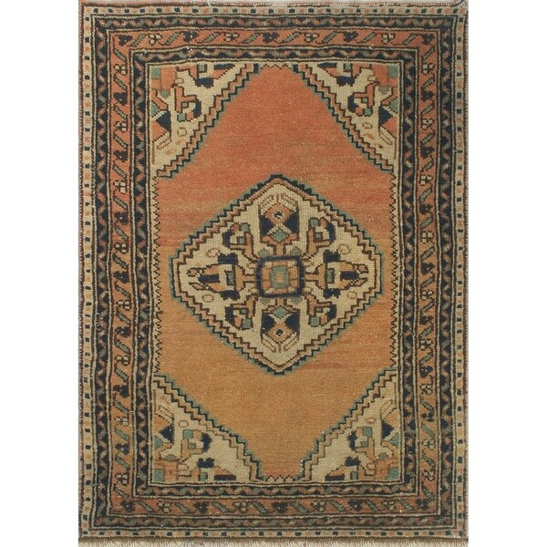 Noori Rug Vintage Distressed Kyleigh Peach/Ivory Rug - 2'0" x 2'8"