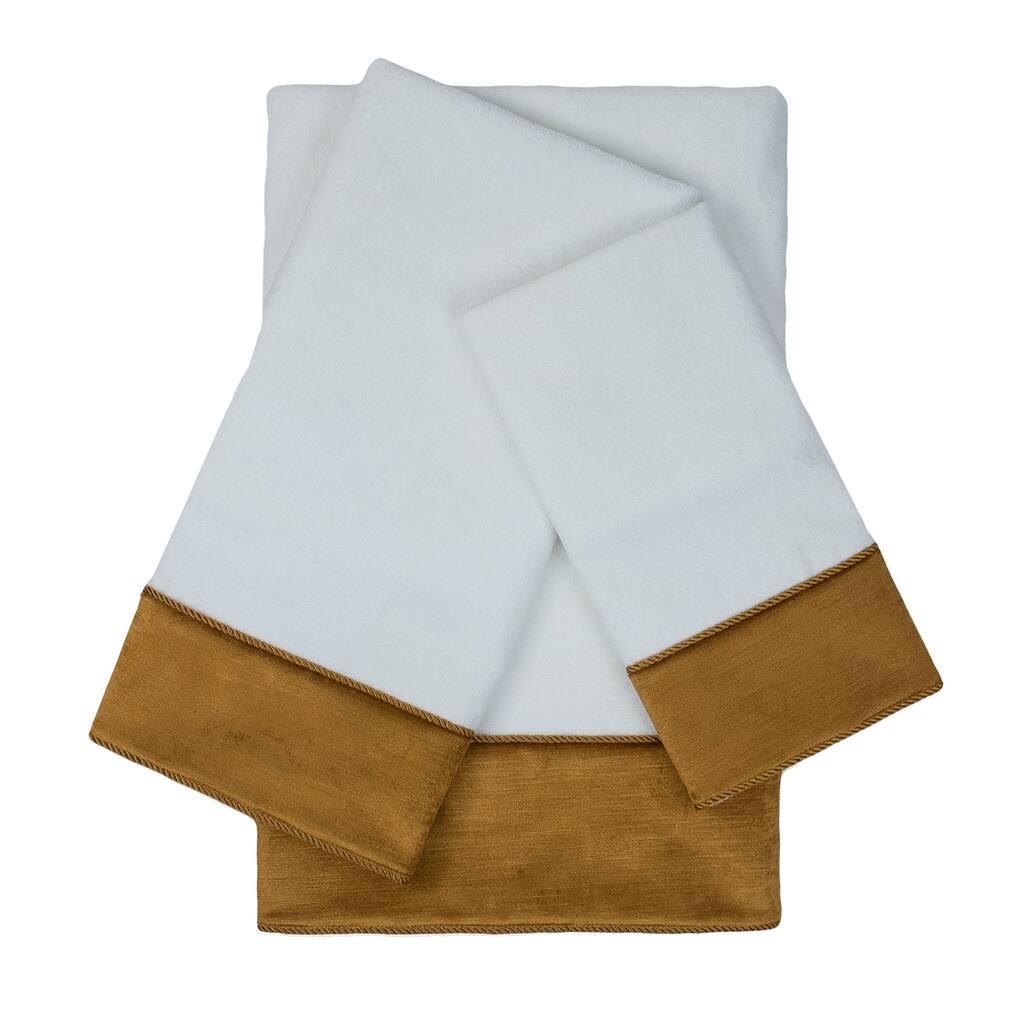 Sherry Kline Snowscape Gold 3-piece Embellished Towel Set - 13 x 18 x 0.5/16 x 25 x 0.5/25 x 48 x 0.5