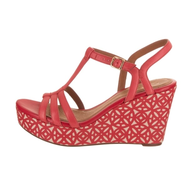 clarks amelia avery wedge
