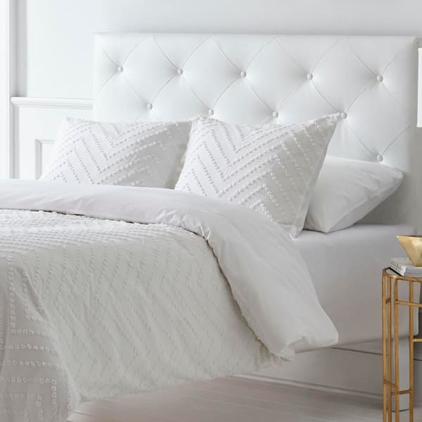 Shop Trina Turk Freya White Comforter Set On Sale Overstock