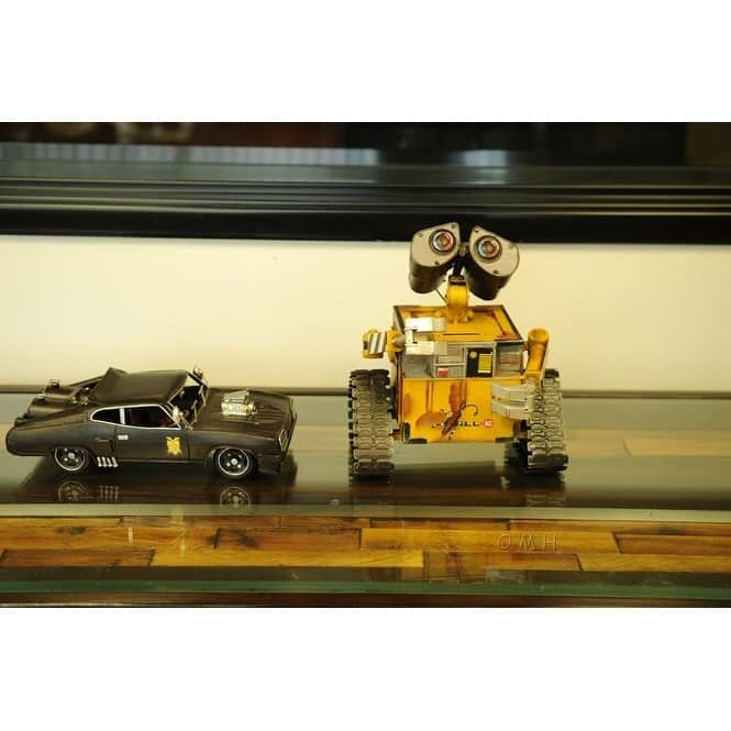 Wall-E Metal Robot