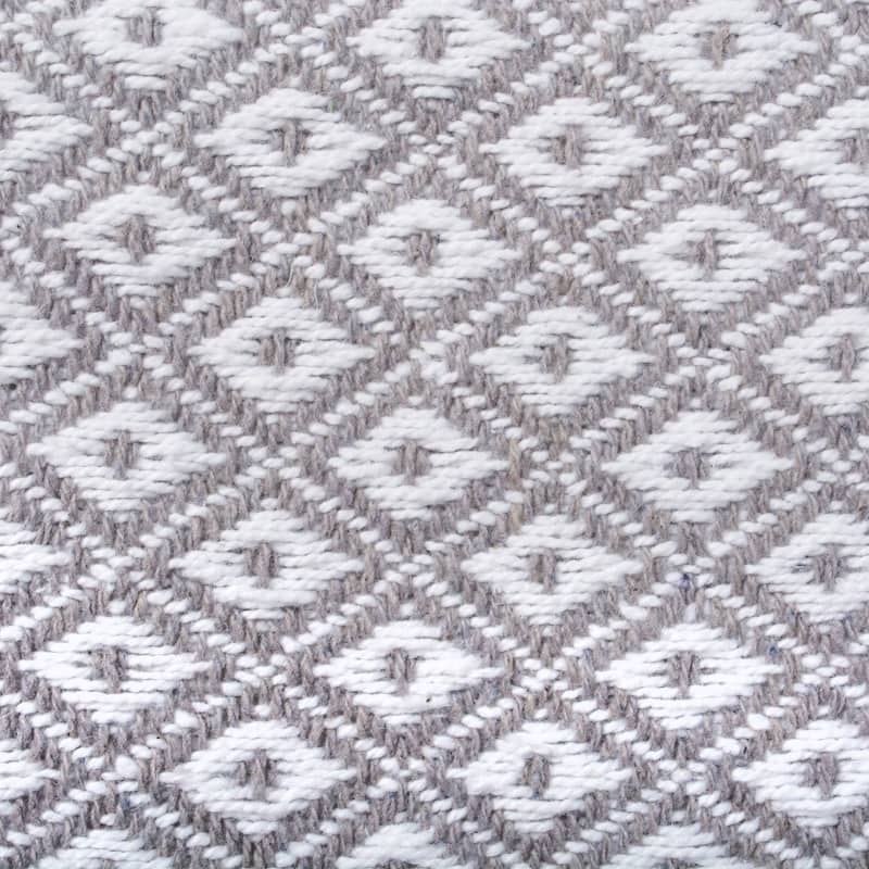 DII Mini Diamond Decorative Throw