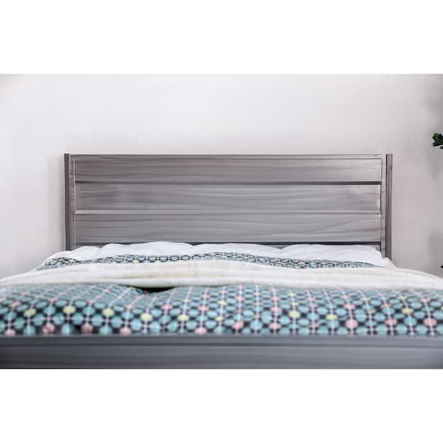 Albee Industrial Queen Hand-Brushed Silver 3-piece Platform Bed Set