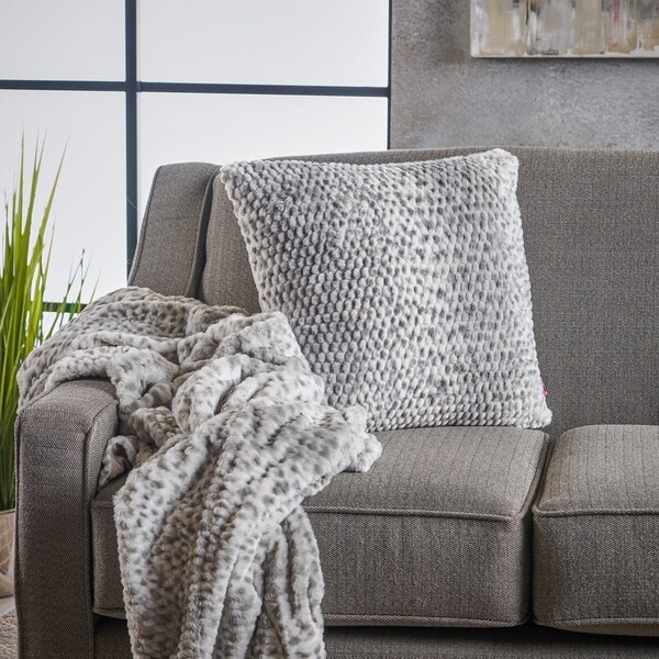 Toscana Faux Furry Pillow and Throw Blanket Combo (Set of 2) by Christopher Knight Home