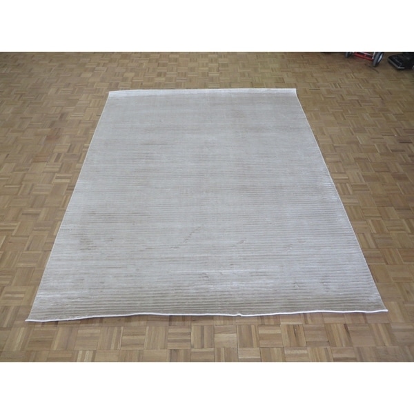 Hand Knotted Ivory Tibetan with Bamboo Silk Oriental Rug (8'3" x 10') - 8'3" x 10'