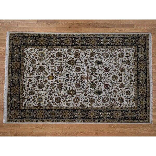 Hand Knotted Ivory Fine Oriental with New Zealand Wool Oriental Rug (6' x 9'4") - 6' x 9'4"