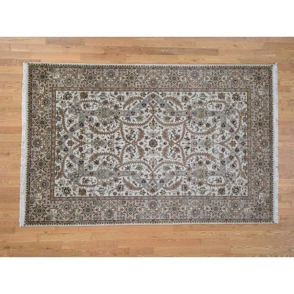 Hand Knotted Ivory Fine Oriental with New Zealand Wool Oriental Rug (6' x 9'3") - 6' x 9'3"