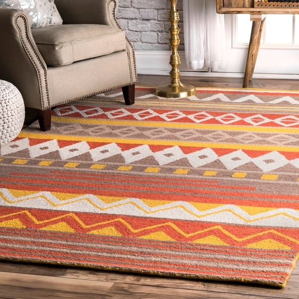 nuLOOM Rust Handmade Wool Vibrant Samba Stipped Aztec Print Area Rug