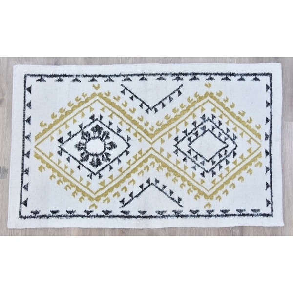 Handmade Yellow Black Wool and Silk Rug (India) - 5'X8'