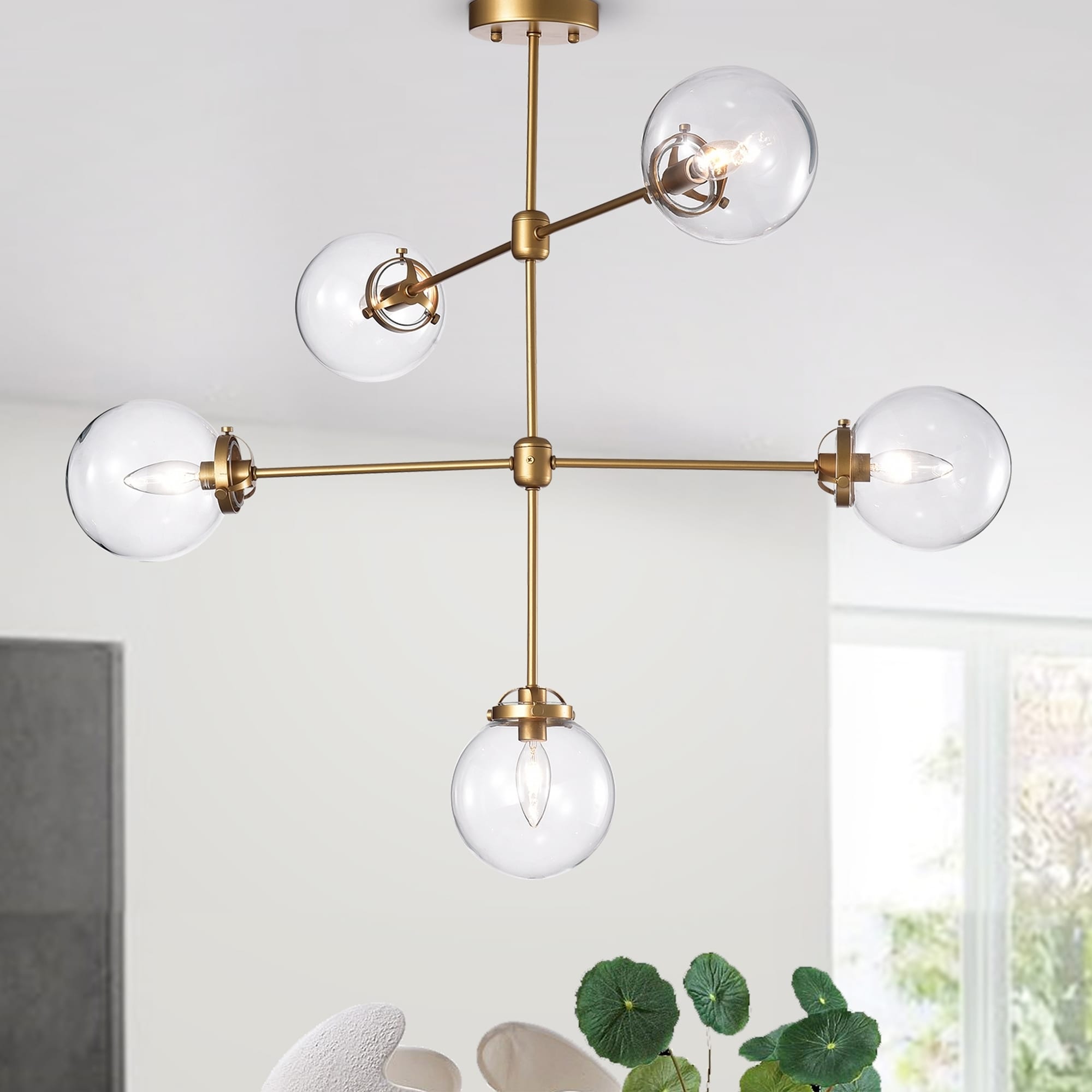 Sarret 5-light Gold Contemporary Chandelier - Chandeliers For Bedrooms by Overstock.com
