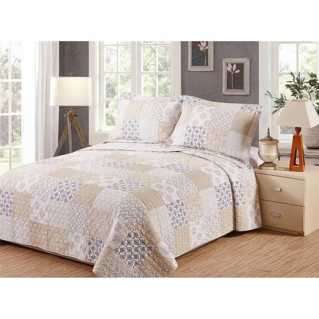 Emelia Cotton Shell Quilt Set